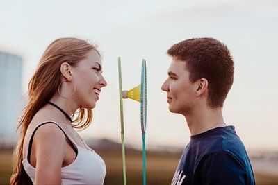 Frauen die Männer suchen - Das Aussehen zählt?